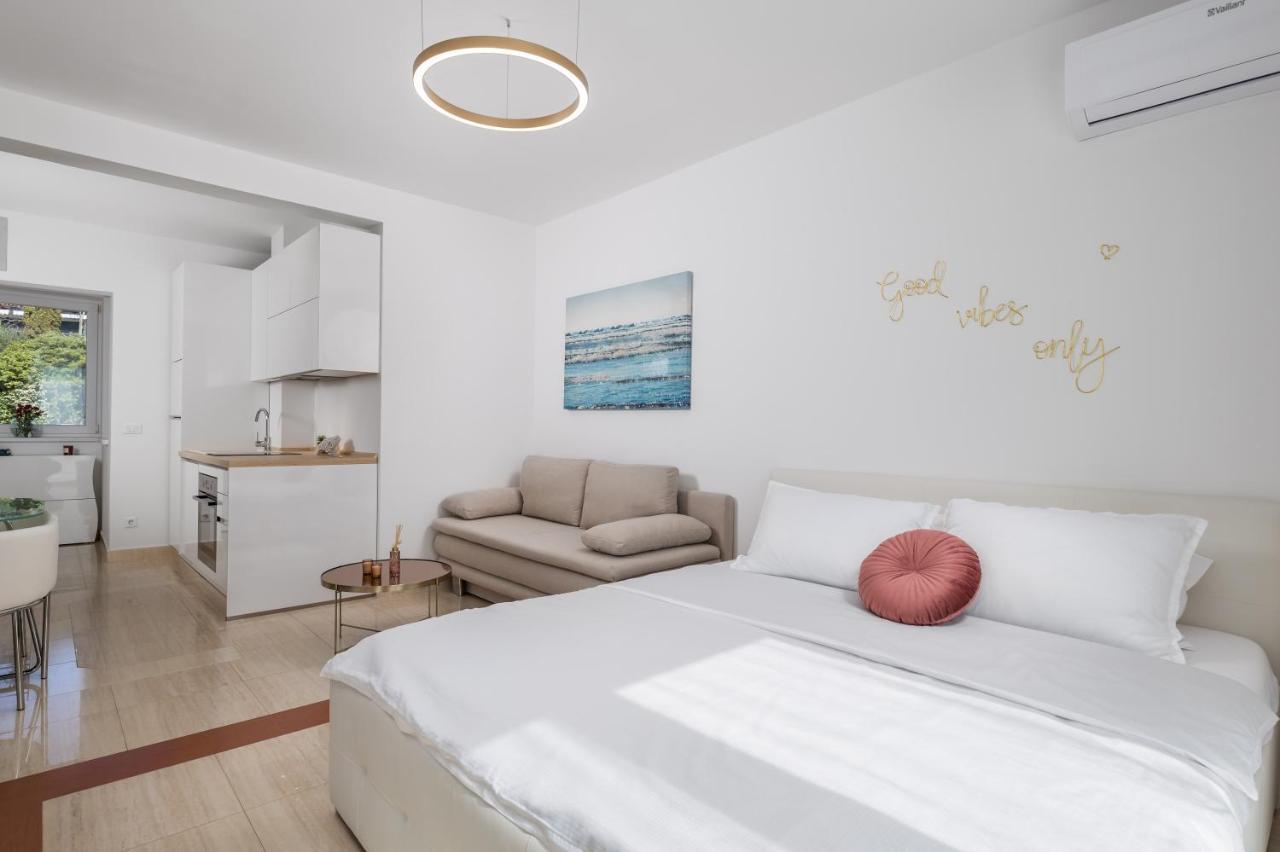 Luxury Studio Apartment Honeymoon Селце Екстер'єр фото